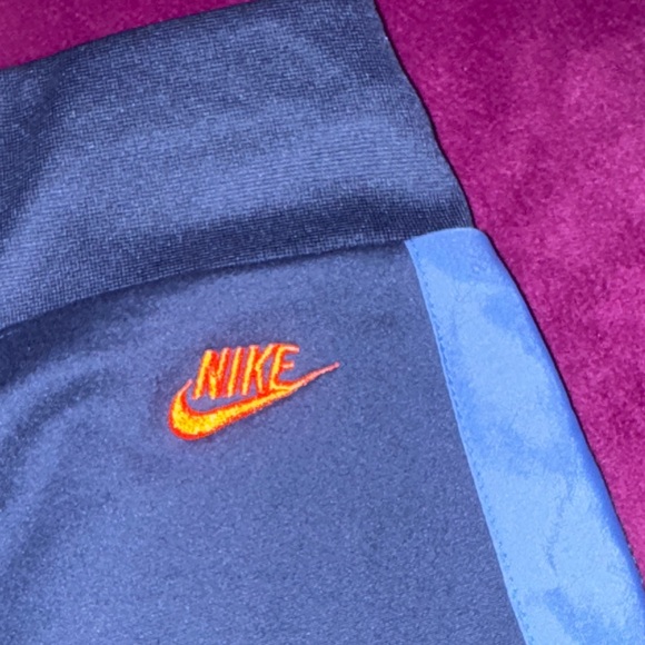 Nike Kids Navy Blue Track Pants Baby Blue Trim Pockets Girls Small size 7-8 - Picture 11 of 16